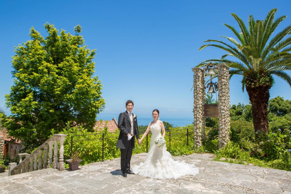 川奈ステンドグラス美術館(伊豆高原ミッシェルガーデンコート)