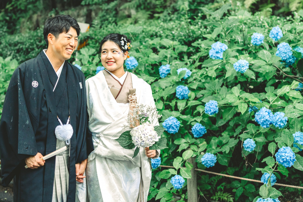 Laugh Photo Wedding